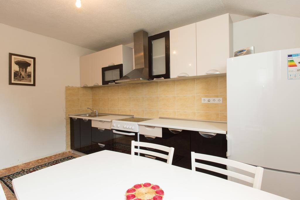 Em Apartment ซาราเยโว ภายนอก รูปภาพ